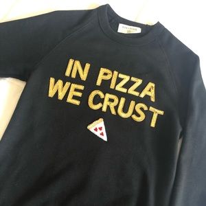 Black crew neck sweater